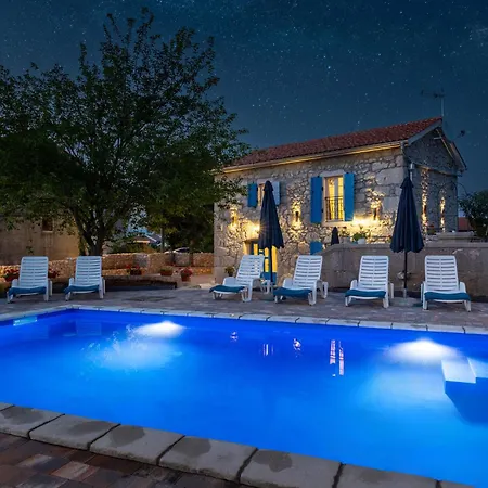 Stone House Livia