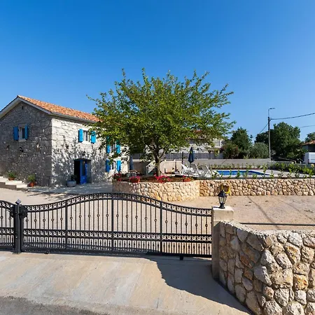 Stone House Livia Malinska