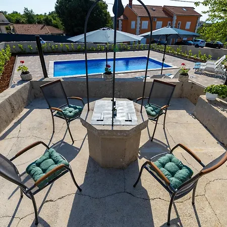 Stone House Livia Villa *