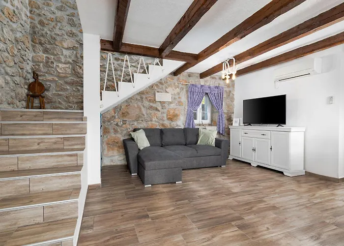 Stone House Livia * Malinska