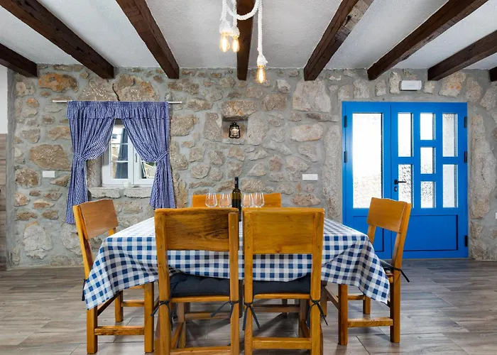 Stone House Livia Villa *