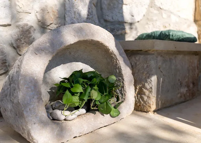 Stone House Livia Villa