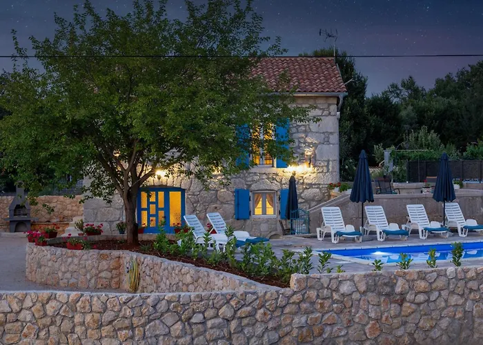 Villa Stone House Livia