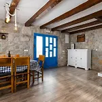Stone House Livia *