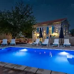 Stone House Livia